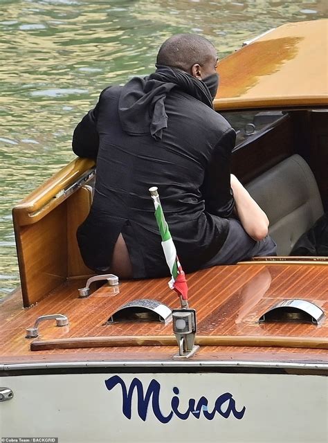 Kanye Wests Butt Exposed On Venice Riverboat With Wife, X。